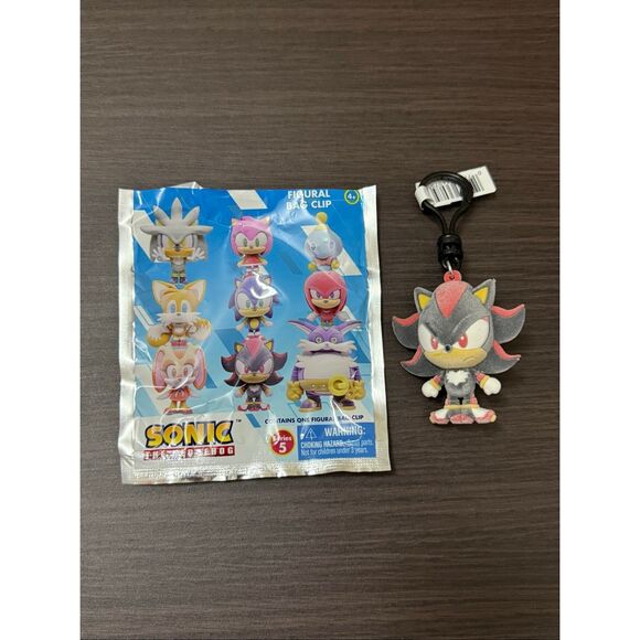 Sonic NEW * Shadow Clip * Flocked Blind Bag Key Chain Series  Sonic The Hedgehog Series 5 Flocked Figural Bag Clip Keychain - Shadow